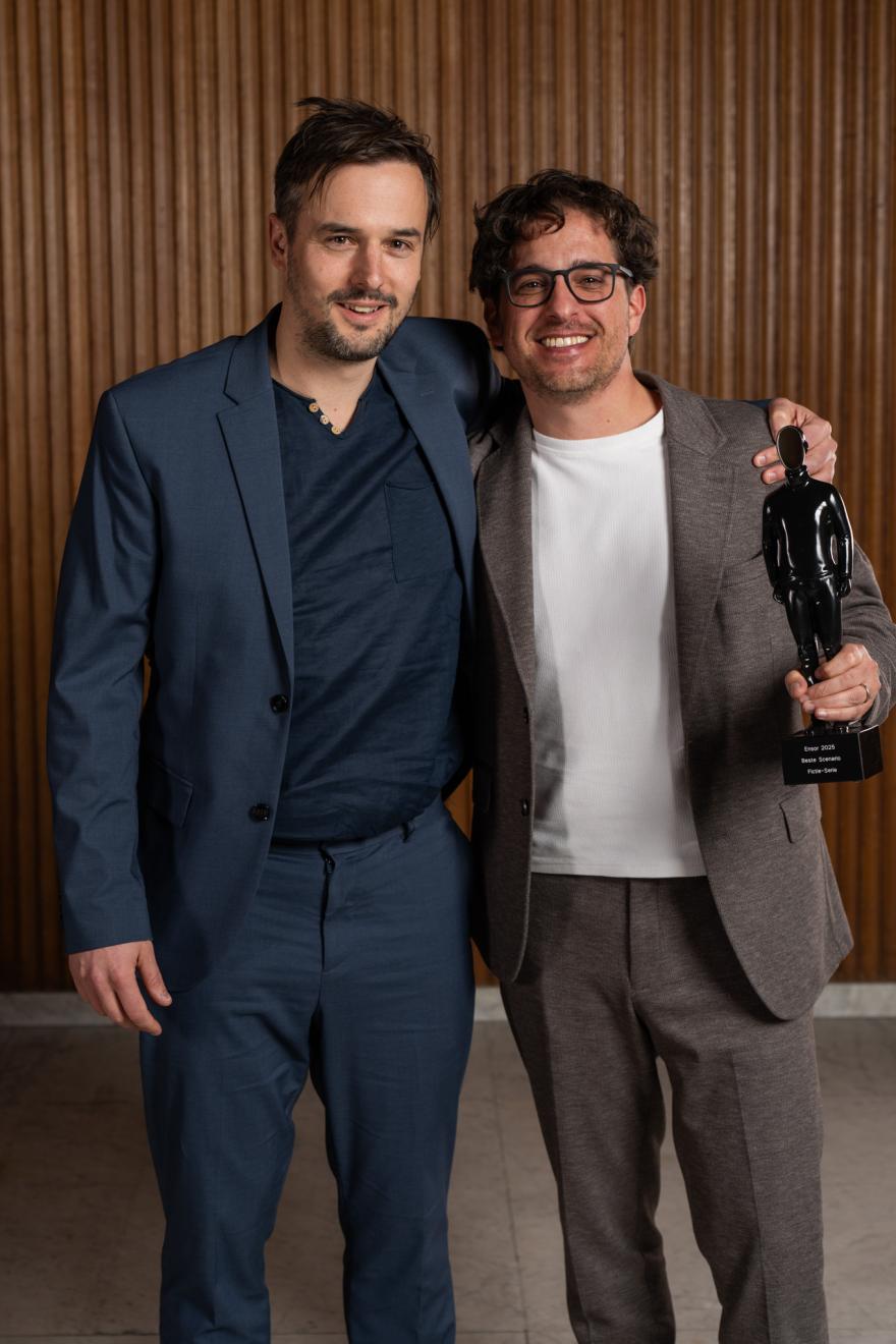 Beste Scenario Fictie-Serie: Jelle De Beule, Floris Schillebeeckx - Nonkels (Seizoen 2)